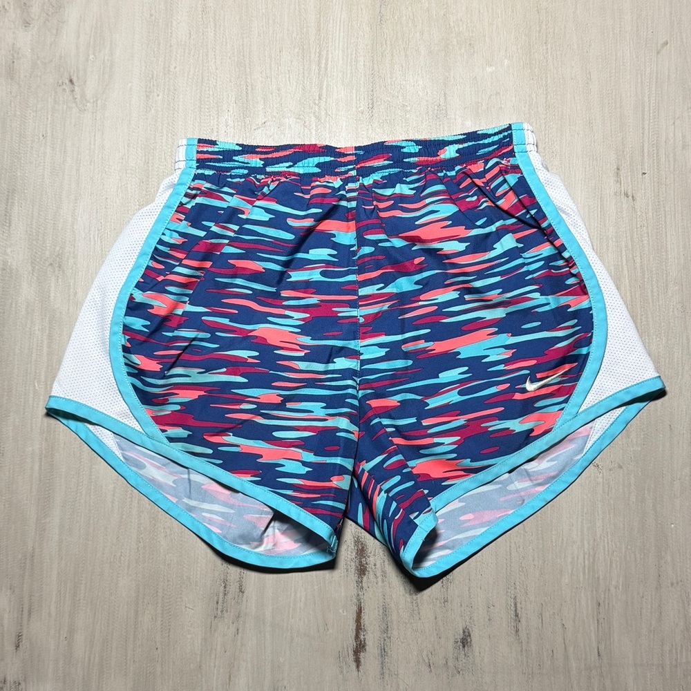 Nike Tempo Dri-FIT Light Gray Shorts